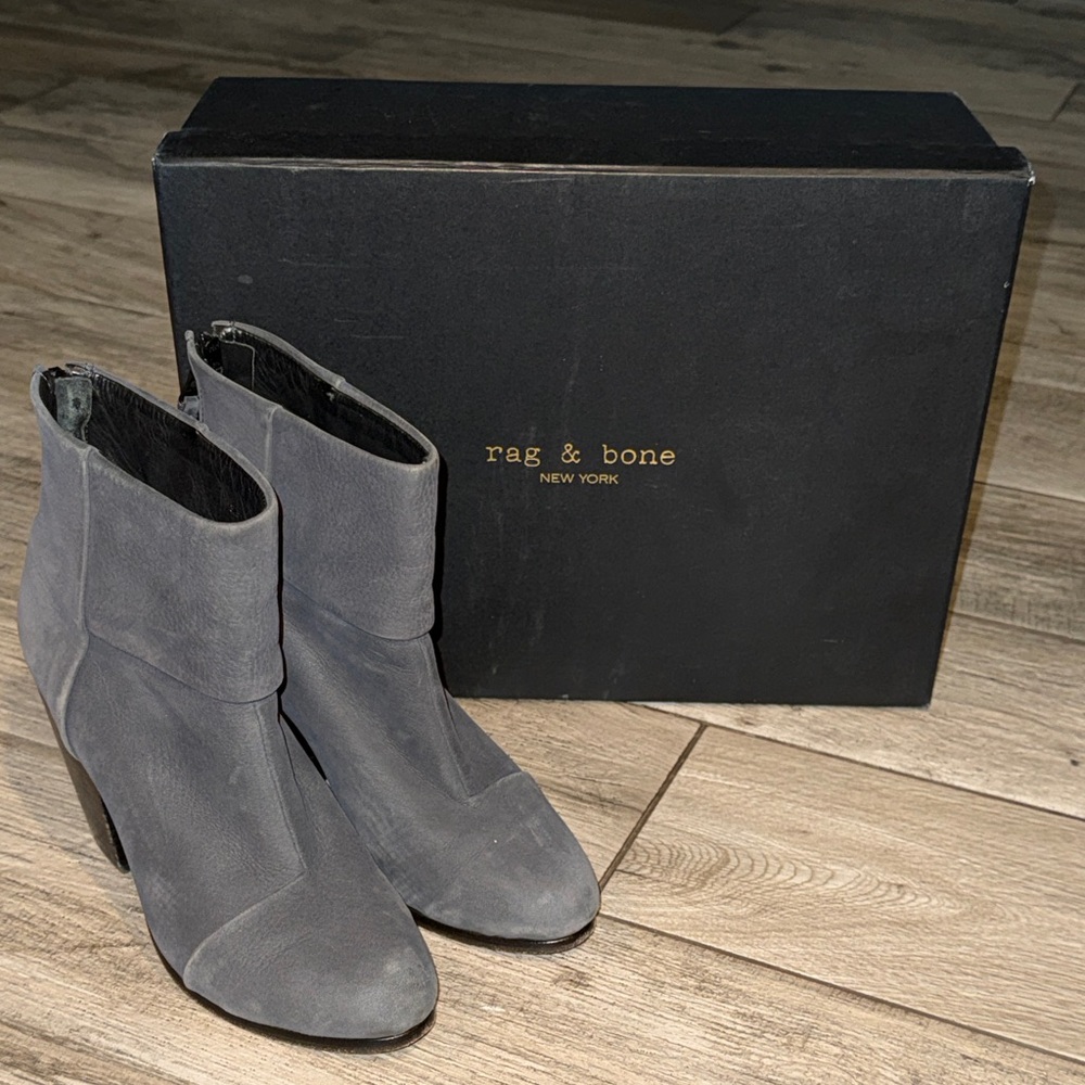 rag & bone Charcoal nubuk leather classic newbury Ankle Boots, sz 37.5